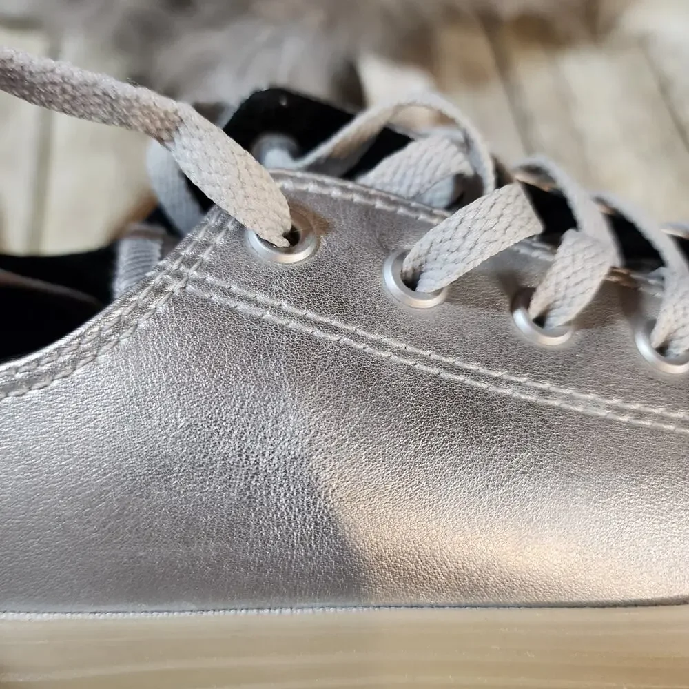 Converse Chuck Taylor All star low top metallic silver shoes youth 5.5 woman 7.5